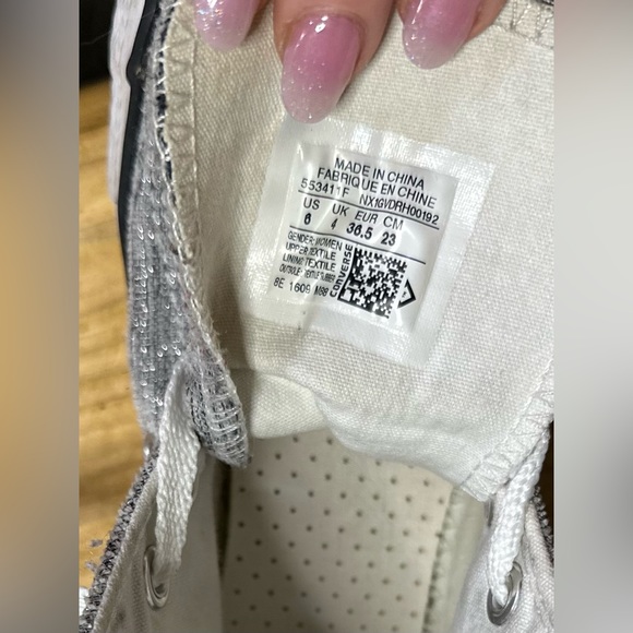 Converse silver sparkle knit high tops. Chuck Taylor All Stars #23 - Picture 8 of 9